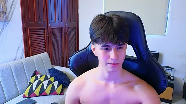 carl dixon online show from 12/04/25, 09:14