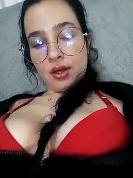 Snapshot of EmilySwaan chatting on 01/16/25, 03:12 EmilySwaan online show from 01/16/25, 03:12
