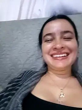 Snapshot of EmilySwaan chatting on 01/08/25, 02:25 EmilySwaan online show from 01/08/25, 02:25