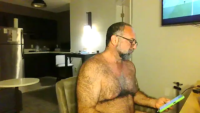 Snapshot of chainjulious chatting on 06/26/26, 07:31 chainjulious online show from 06/26/26, 07:31