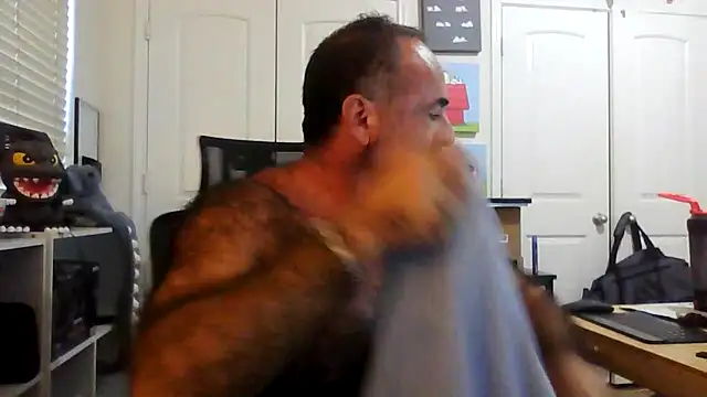 chainjulious online show from 10/15/25, 04:15