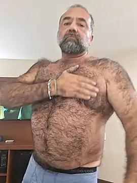 chainjulious online show from 10/21/25, 09:25