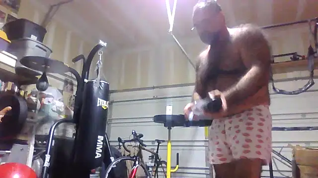 chainjulious online show from 10/08/25, 12:50