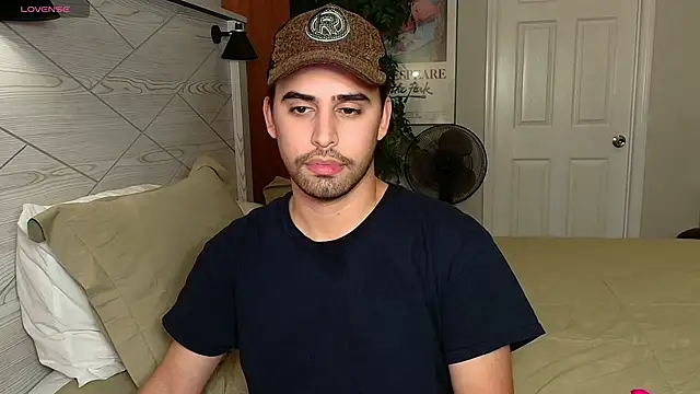 Snapshot of thonylewys chatting on 06/04/26, 08:24 thonylewys online show from 06/04/26, 08:24