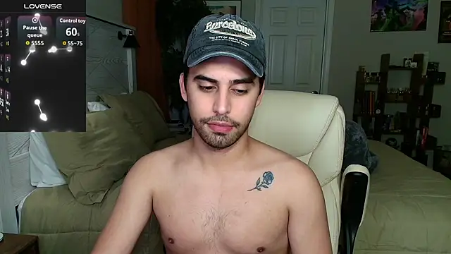 Snapshot of thonylewys chatting on 06/26/26, 10:15 thonylewys online show from 06/26/26, 10:15