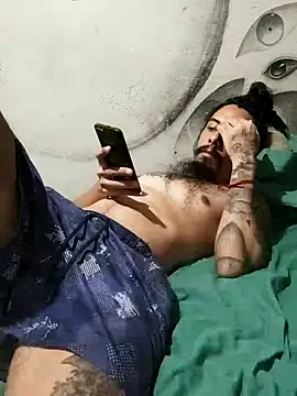 Snapshot of iirgastam3 chatting on 11/12/25, 01:10 iirgastam3 online show from 11/12/25, 01:10