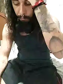 Snapshot of iirgastam3 chatting on 12/23/25, 01:16 iirgastam3 online show from 12/23/25, 01:16