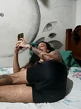 Snapshot of iirgastam3 chatting on 12/22/25, 12:22 iirgastam3 online show from 12/22/25, 12:22