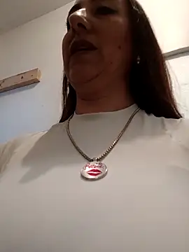 Mia Novikov online show from 04/01/26, 05:10