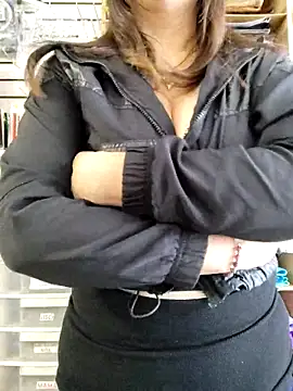 Snapshot of Mia_Novikov chatting on 03/13/25, 09:48 Mia Novikov online show from 03/13/25, 09:48