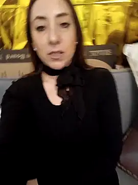 Mia Novikov online show from 04/13/26, 05:06