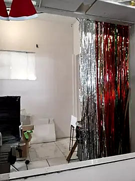 Mia Novikov online show from 12/16/25, 06:34