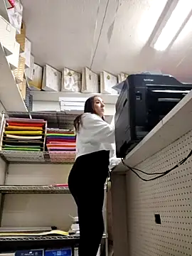 Snapshot of Mia_Novikov chatting on 02/13/25, 02:01 Mia Novikov online show from 02/13/25, 02:01