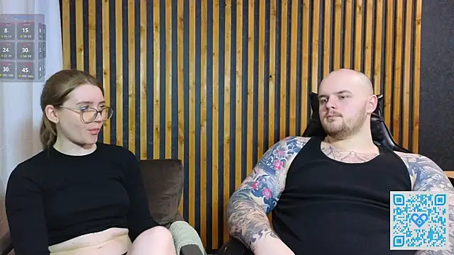 Snapshot of alicepugh chatting on 12/12/24, 06:31 alicepugh online show from 12/12/24, 06:31