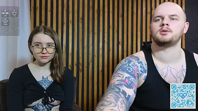 Snapshot of alicepugh chatting on 12/19/24, 06:45 alicepugh online show from 12/19/24, 06:45