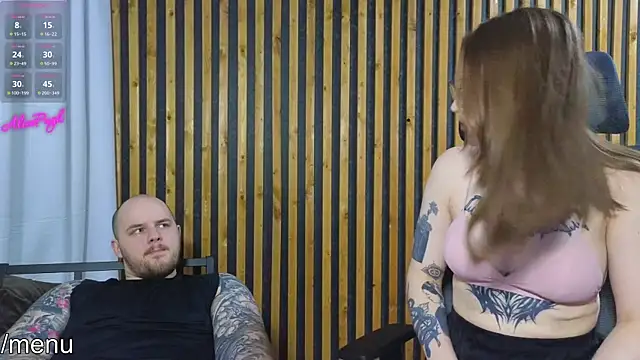 Snapshot of alicepugh chatting on 03/03/25, 06:56 alicepugh online show from 03/03/25, 06:56