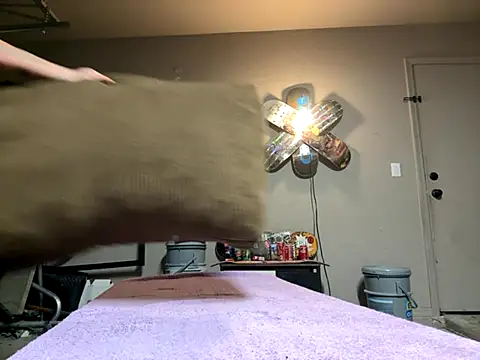 Snapshot of Intokink06 chatting on 09/29/25, 07:59 Intokink06 online show from 09/29/25, 07:59