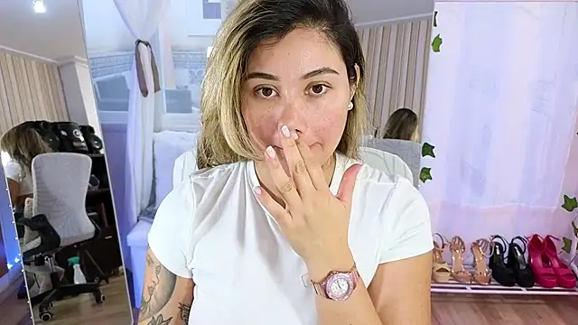 Tawny cox online show from 11/10/25, 03:17