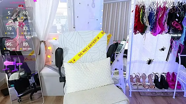 Tawny cox online show from 10/05/25, 09:00