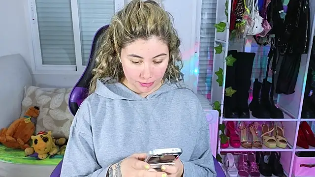 Tawny cox online show from 03/14/25, 06:42