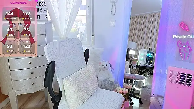 Tawny cox online show from 09/26/25, 09:27