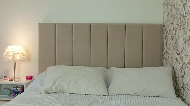 jane-sucks online show from 10/27/25, 02:51