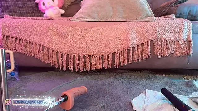 xxbabyxgiiirlxx online show from 04/13/26, 06:12