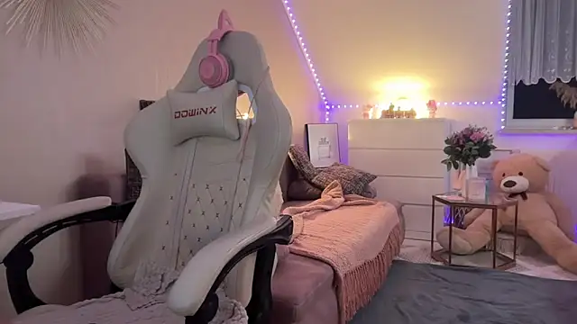 xxbabyxgiiirlxx online show from 02/03/26, 06:00