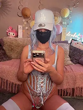xxbabyxgiiirlxx online show from 07/09/26, 11:10
