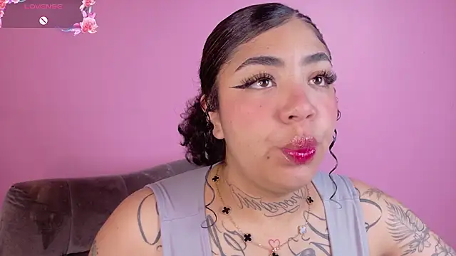 foxxy-lov3 online show from 03/13/26, 12:10