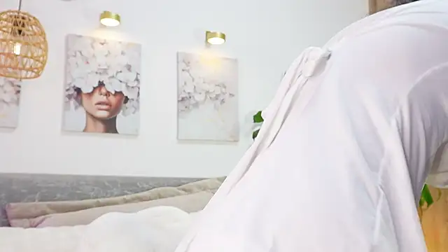 katie cruz online show from 06/01/26, 10:59
