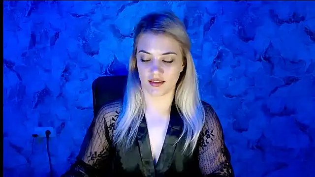 nika gold1 online show from 11/15/25, 12:53