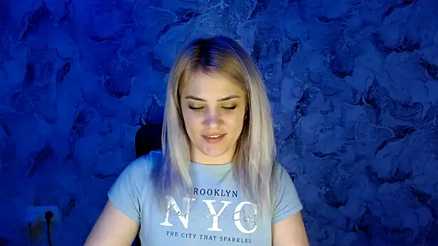Snapshot of nika_gold1 chatting on 02/26/25, 07:42 nika gold1 online show from 02/26/25, 07:42