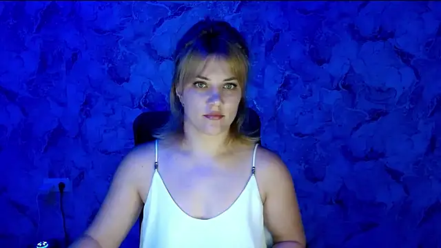 Snapshot of nika_gold1 chatting on 07/09/26, 01:21 nika gold1 online show from 07/09/26, 01:21