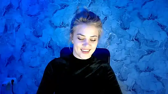 Snapshot of nika_gold1 chatting on 02/22/25, 07:47 nika gold1 online show from 02/22/25, 07:47