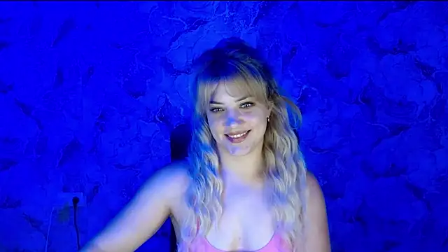 Snapshot of nika_gold1 chatting on 07/13/26, 07:46 nika gold1 online show from 07/13/26, 07:46