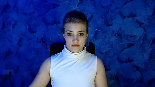 Snapshot of nika_gold1 chatting on 03/12/25, 07:47 nika gold1 online show from 03/12/25, 07:47