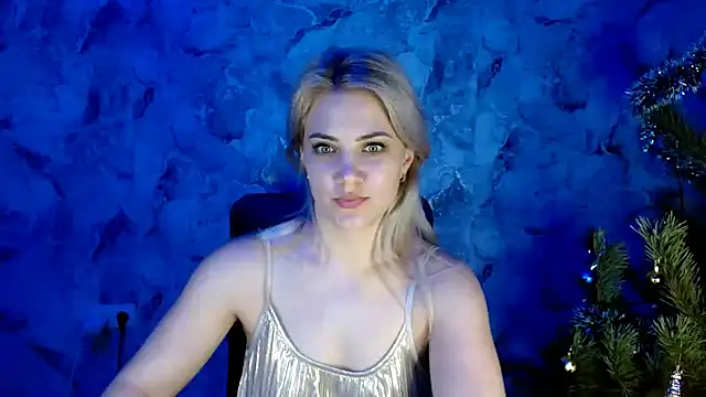 Snapshot of nika_gold1 chatting on 12/30/24, 07:21 nika gold1 online show from 12/30/24, 07:21