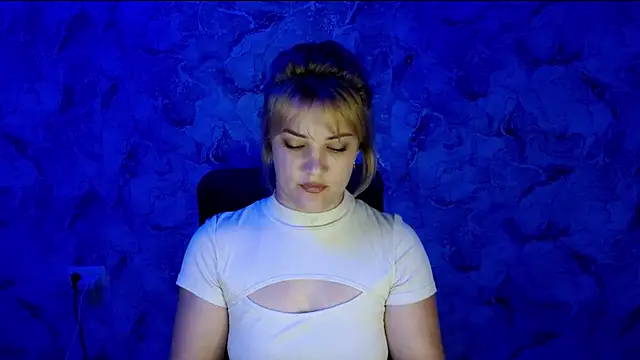 Snapshot of nika_gold1 chatting on 07/14/26, 04:24 nika gold1 online show from 07/14/26, 04:24