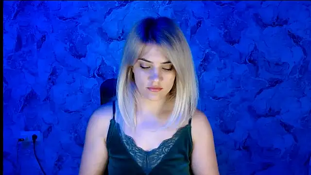 nika gold1 online show from 11/13/25, 05:17