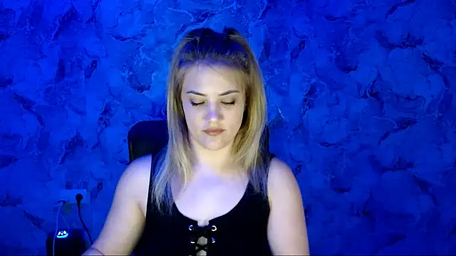 nika gold1 online show from 05/15/26, 01:31