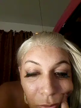 transgirl26 online show from 09/10/25, 12:42