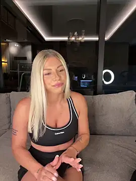 SexOnMyLvL online show from 05/18/26, 08:24