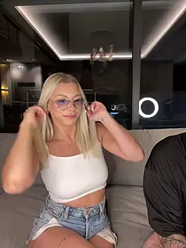 SexOnMyLvL online show from 05/19/26, 08:27