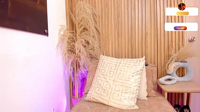 sofhiaa adaams online show from 02/19/26, 10:51