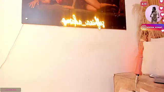 sofhiaa adaams online show from 05/03/26, 07:06