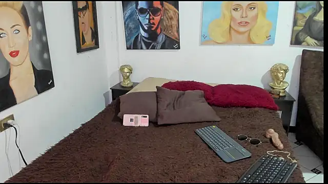 abby jose online show from 09/17/25, 02:13