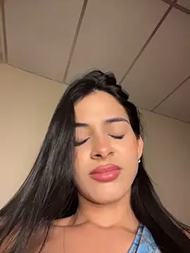 violetta-brown1 online show from 04/23/26, 02:40