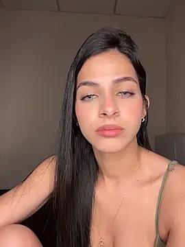 violetta-brown1 online show from 11/09/25, 03:43