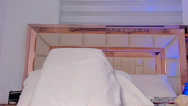 violetta-brown1 online show from 02/07/25, 06:45